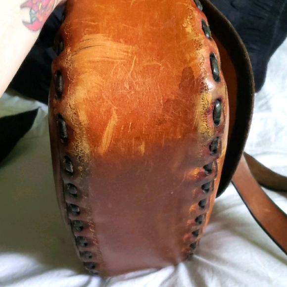 ⚡2 X Host Pick⚡ One of a Kind Vintage Leather Satchel - Picture 4 of 11